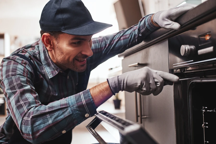 Signs Your Oven Needs Professional Repair Services Orem, UT Signs Your Oven Needs Professional Repair Services Orem, UT