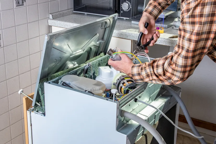 Troubleshooting Common Dishwasher Performance Issues Orem, UT Troubleshooting Common Dishwasher Performance Issues Orem, UT